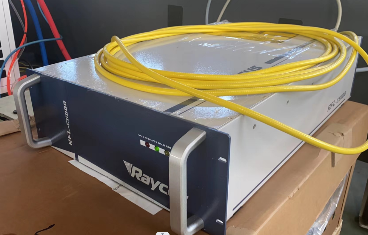 Laser Generator 6000W Raycus laser generator